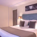 Aston Hotel 3*