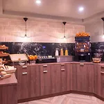 Aston Hotel 3*