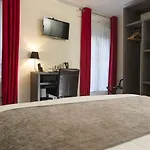 Aston 3* Paris